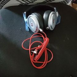 Beats pro wired headphones 