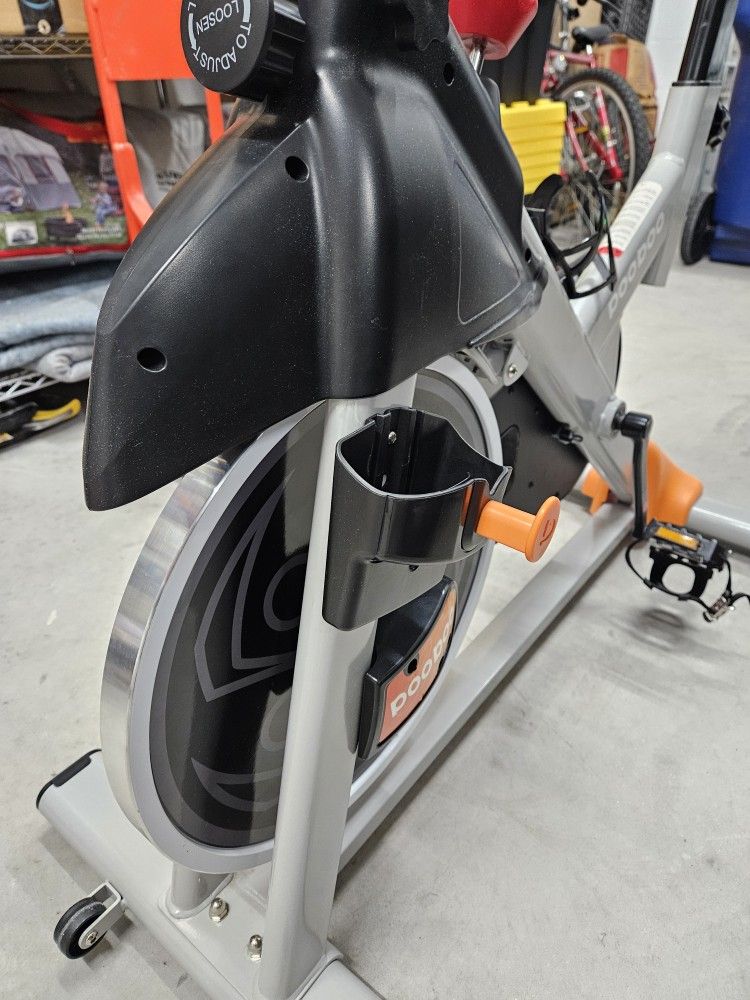 Pooboo Exercise Bike