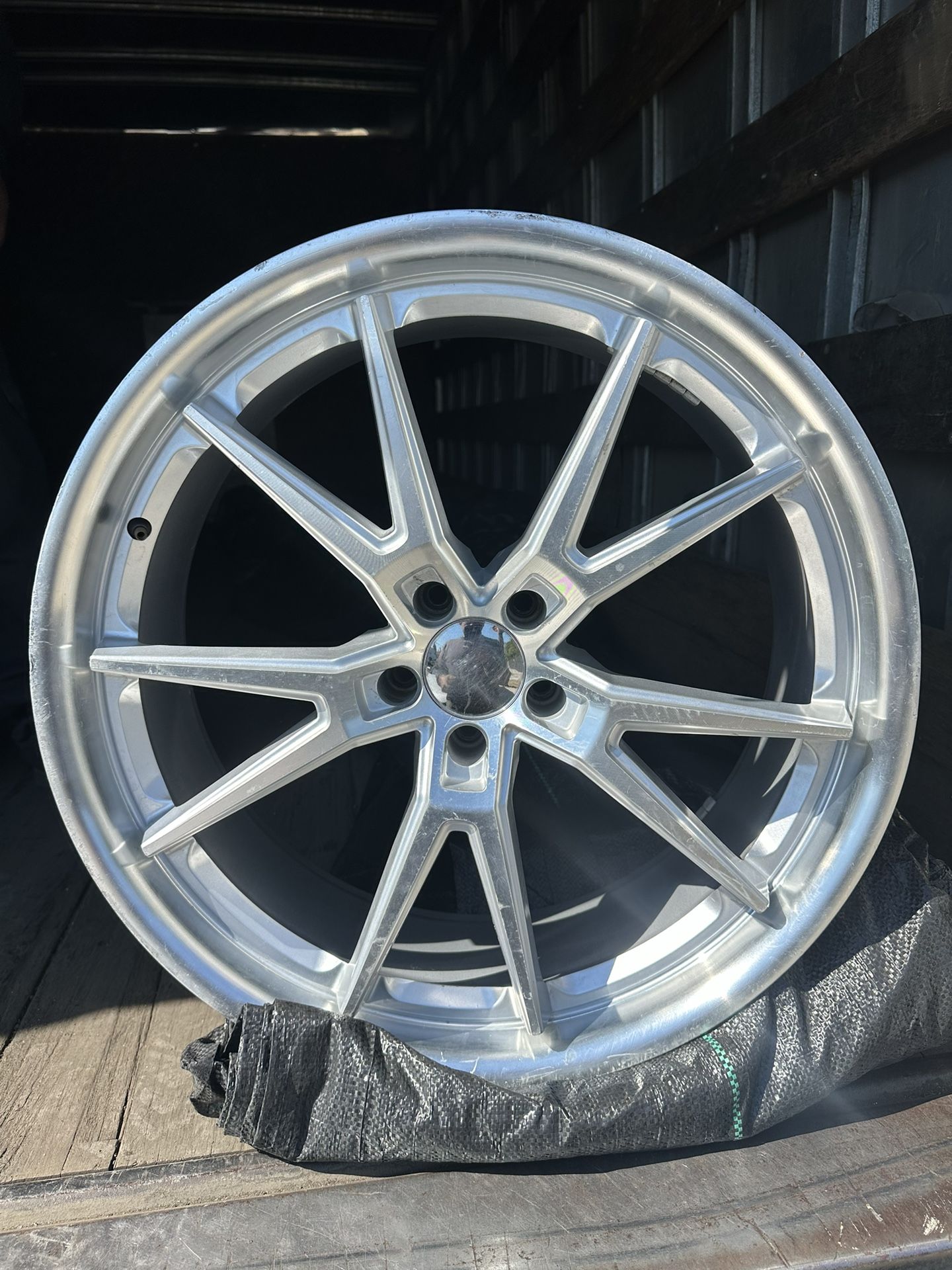 22 Inch Charger Wheels