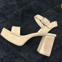 Women’s Dark Nude  Heels