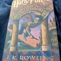 Harry Potter And The Sorcerer's Stone 1st Edition 1998