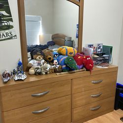 Queen Headboard Dresser Mirror Nightstand 