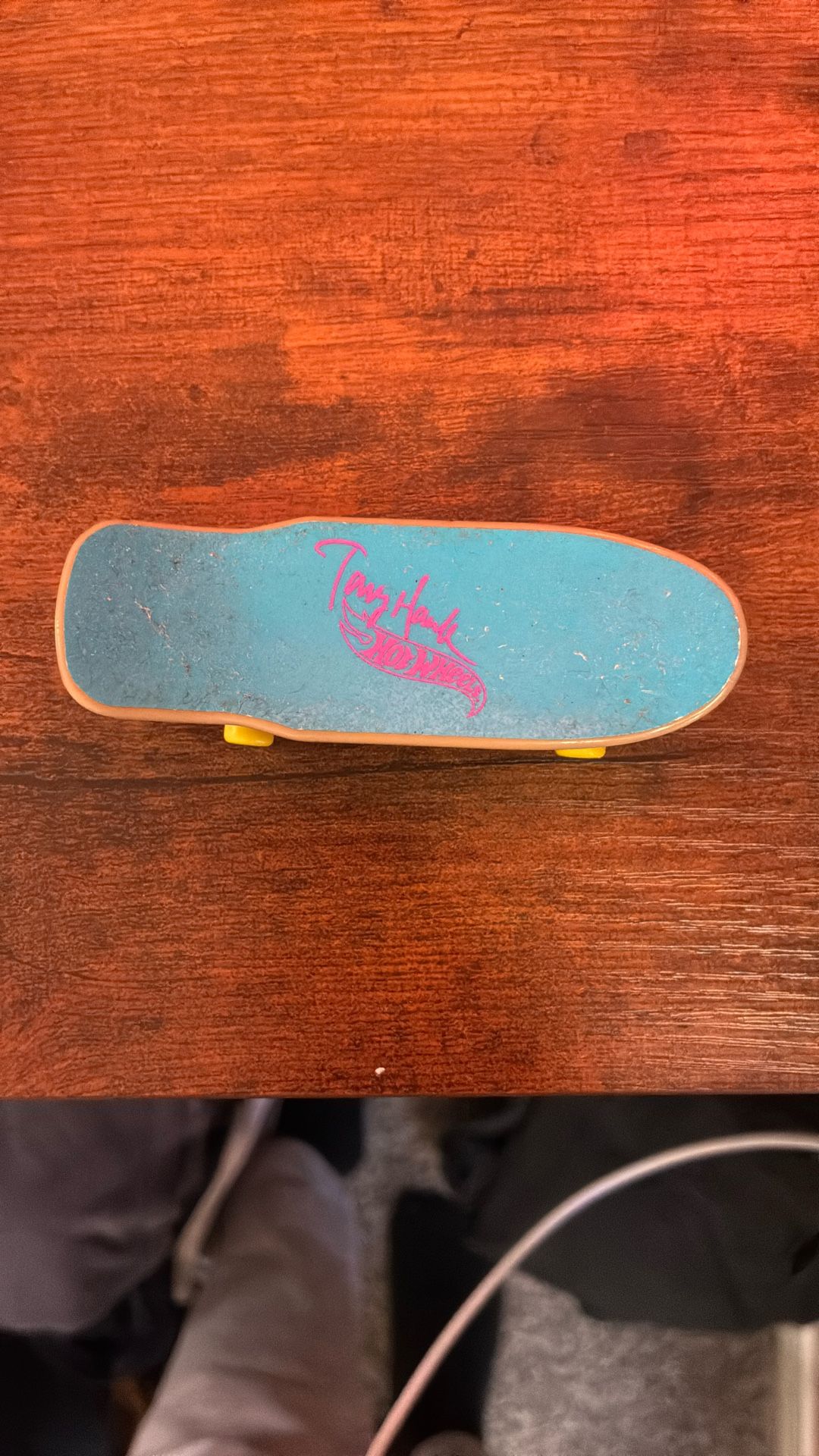 Tony Hawk Hot Wheels Finger Board Skate