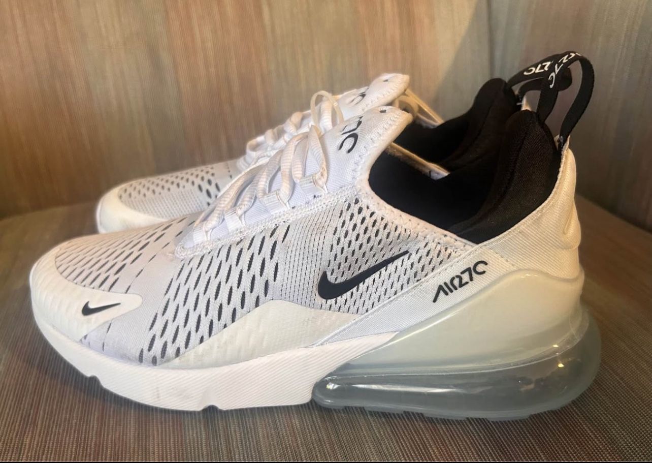 Nike Air Max 270 Size 11.5
