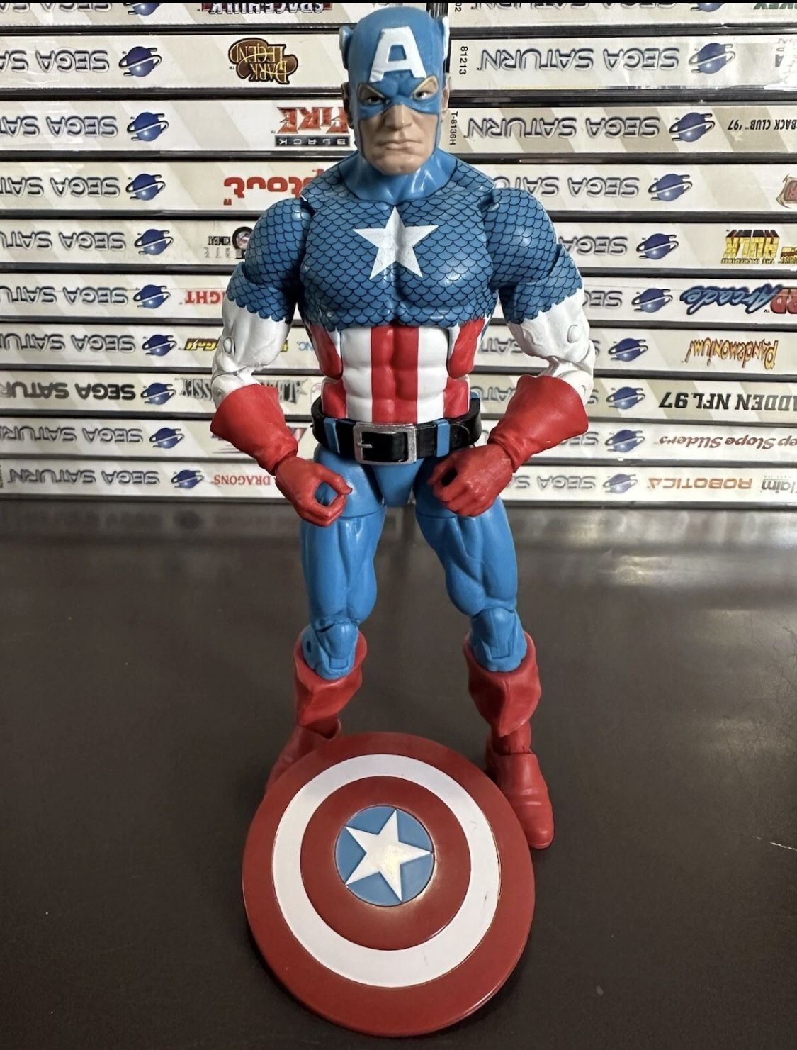 Captain America Marvel Legends 