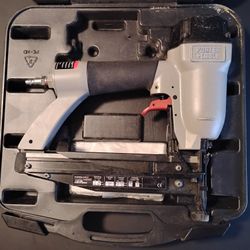  FN250C 16-Gauge 2-1/2 in. Finish Nailer Kit