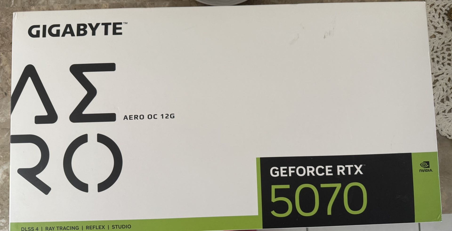 Gigabyte 5070 Aero White