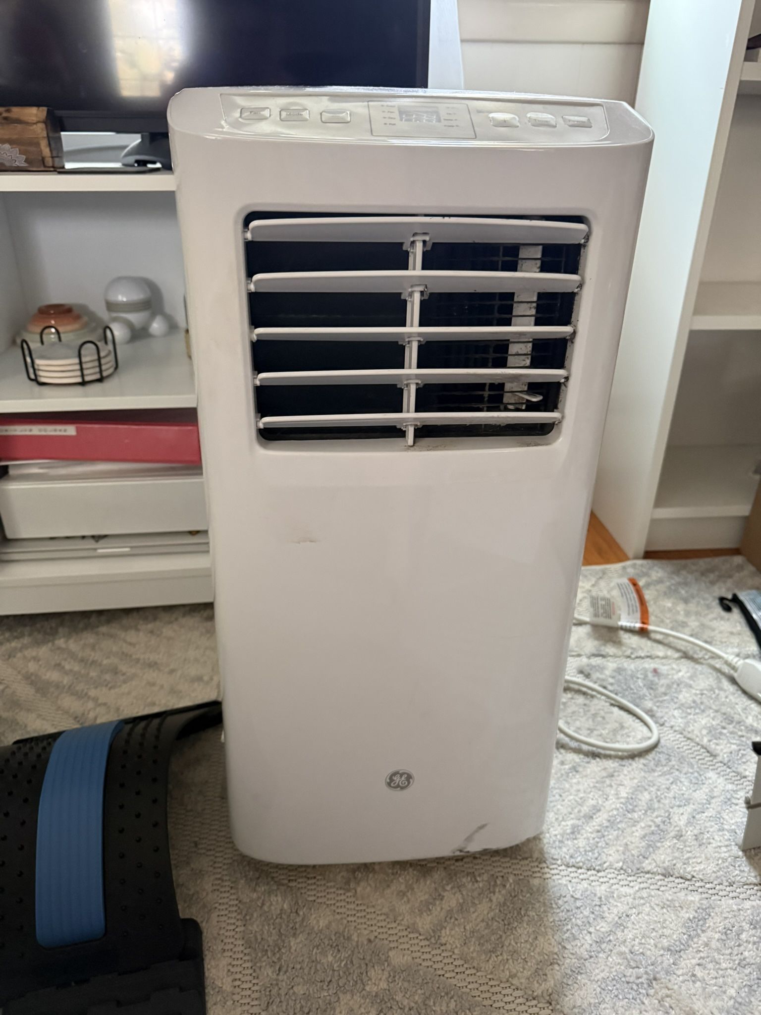 AC unit with tube connection to window