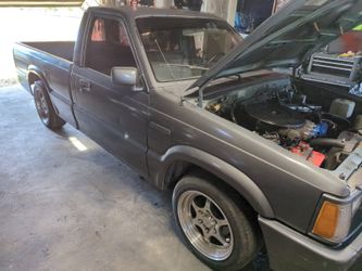 1986 Mazda B2000