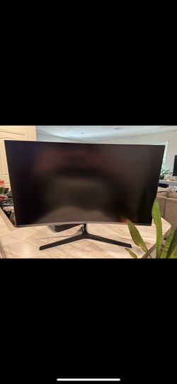 Samsung Curved Gaming Monitor 28in