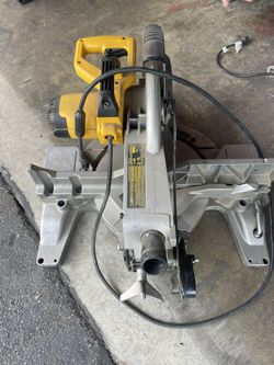 Dewalt Compound Miter Saw Model DW715