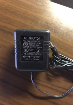 MKD-4175700 AC ADAPTER 7.5V DC 700MA POWER SUPPLY