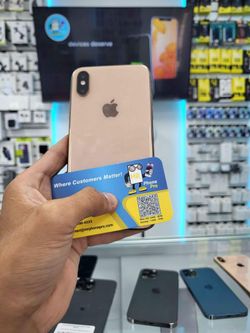 iPhone XS! 1 YEAR WARRANTY!