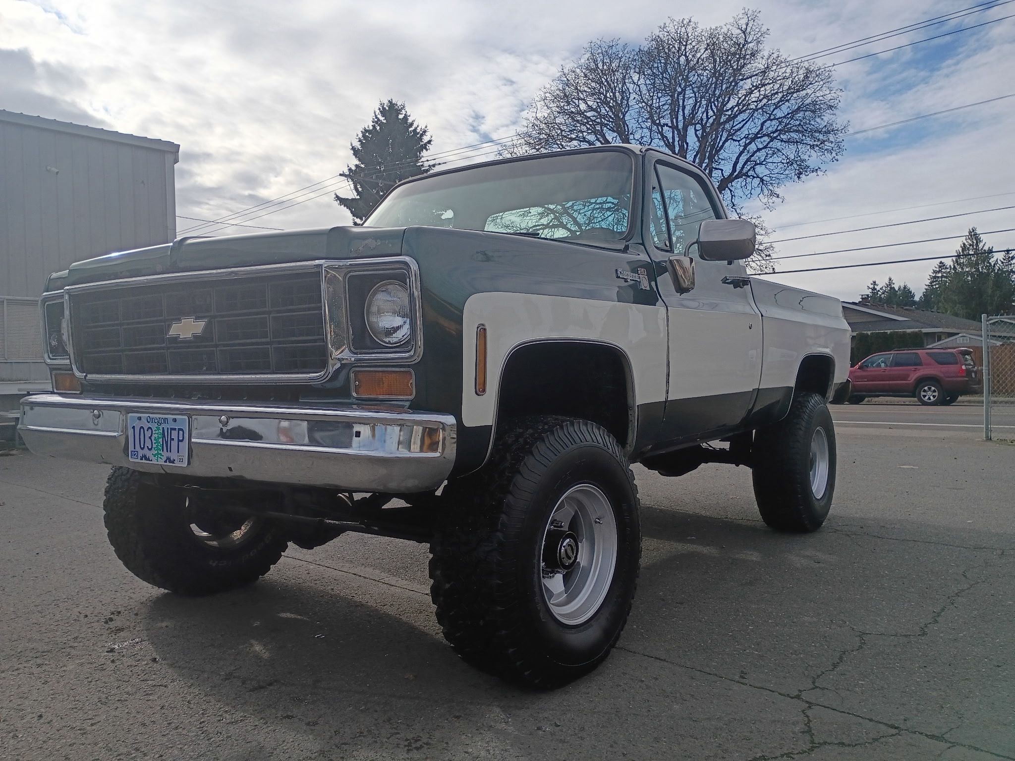 1973 Two Tone Chevy Cheyenne 20