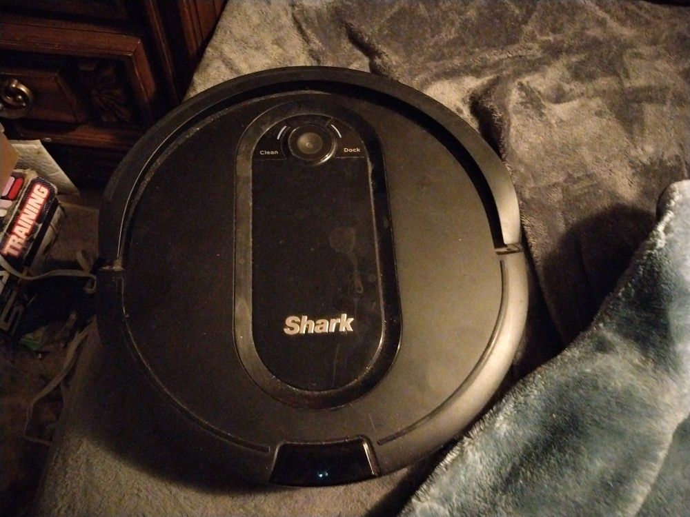 Shark Robot Vacuum