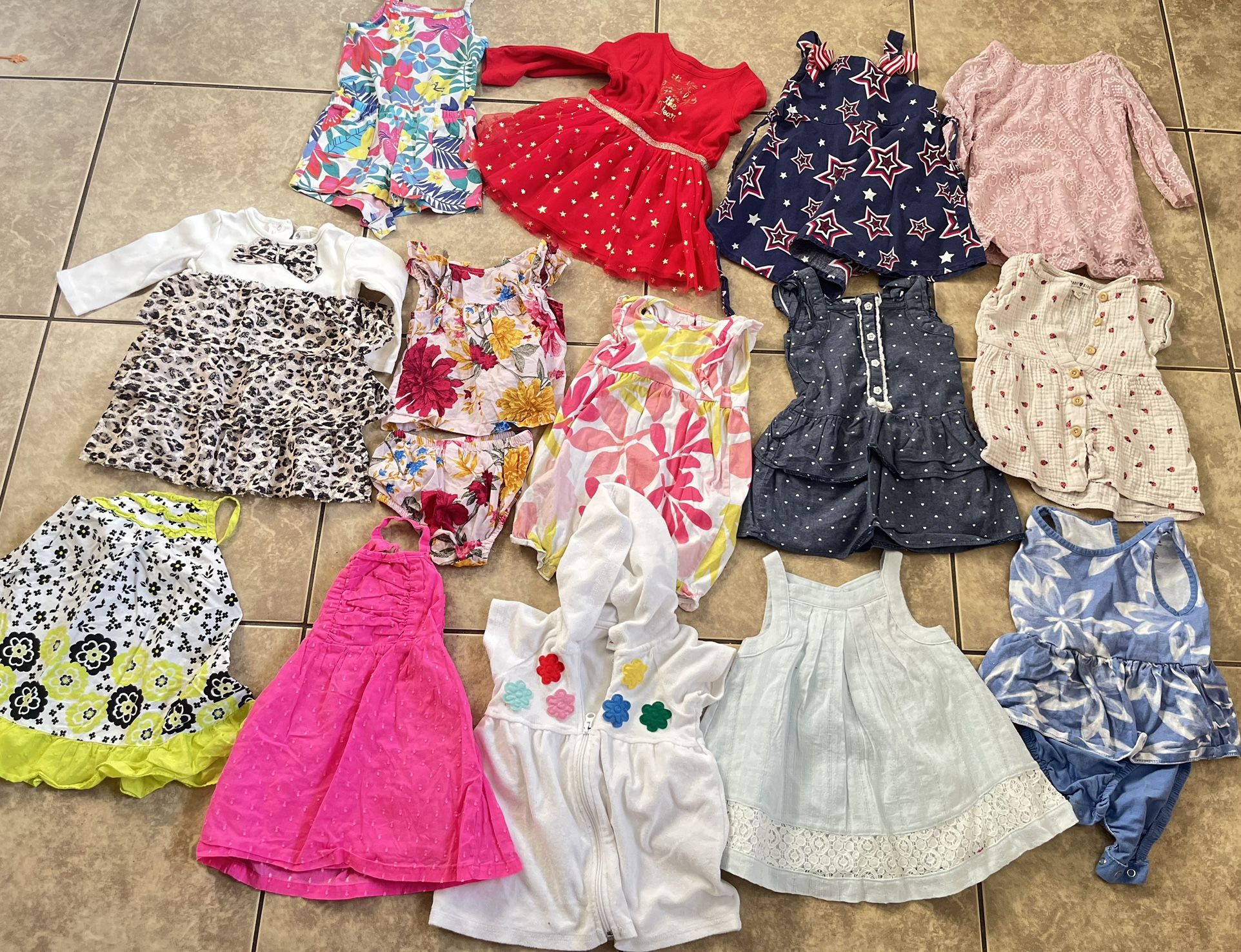 Girl Clothes Sz 18 Months