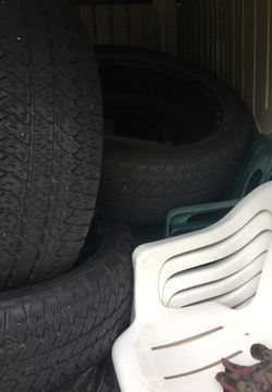 Tires truck p285/45r22