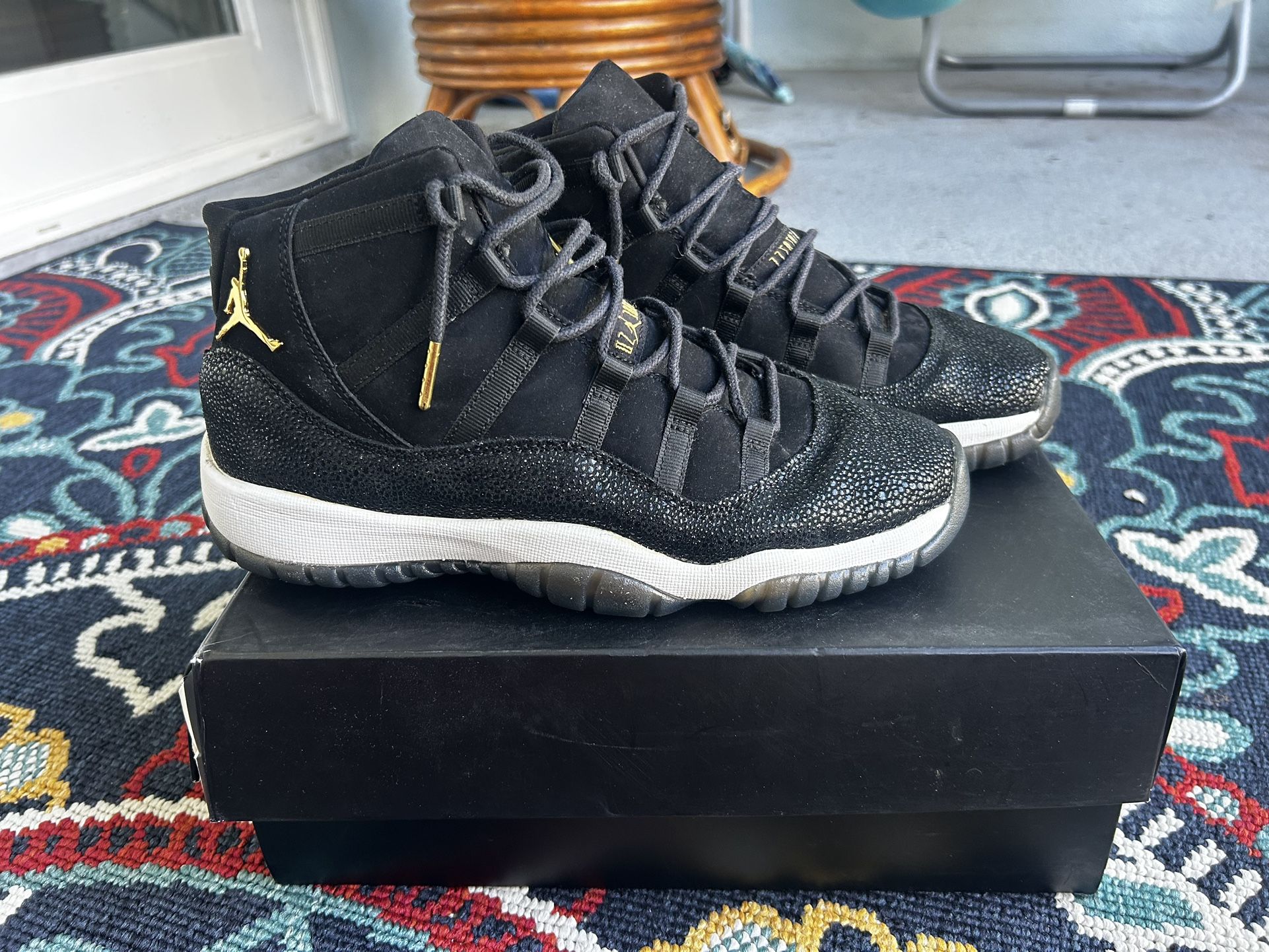 Jordan 11 Retro Heiress Black Stingray (9 Wmns)