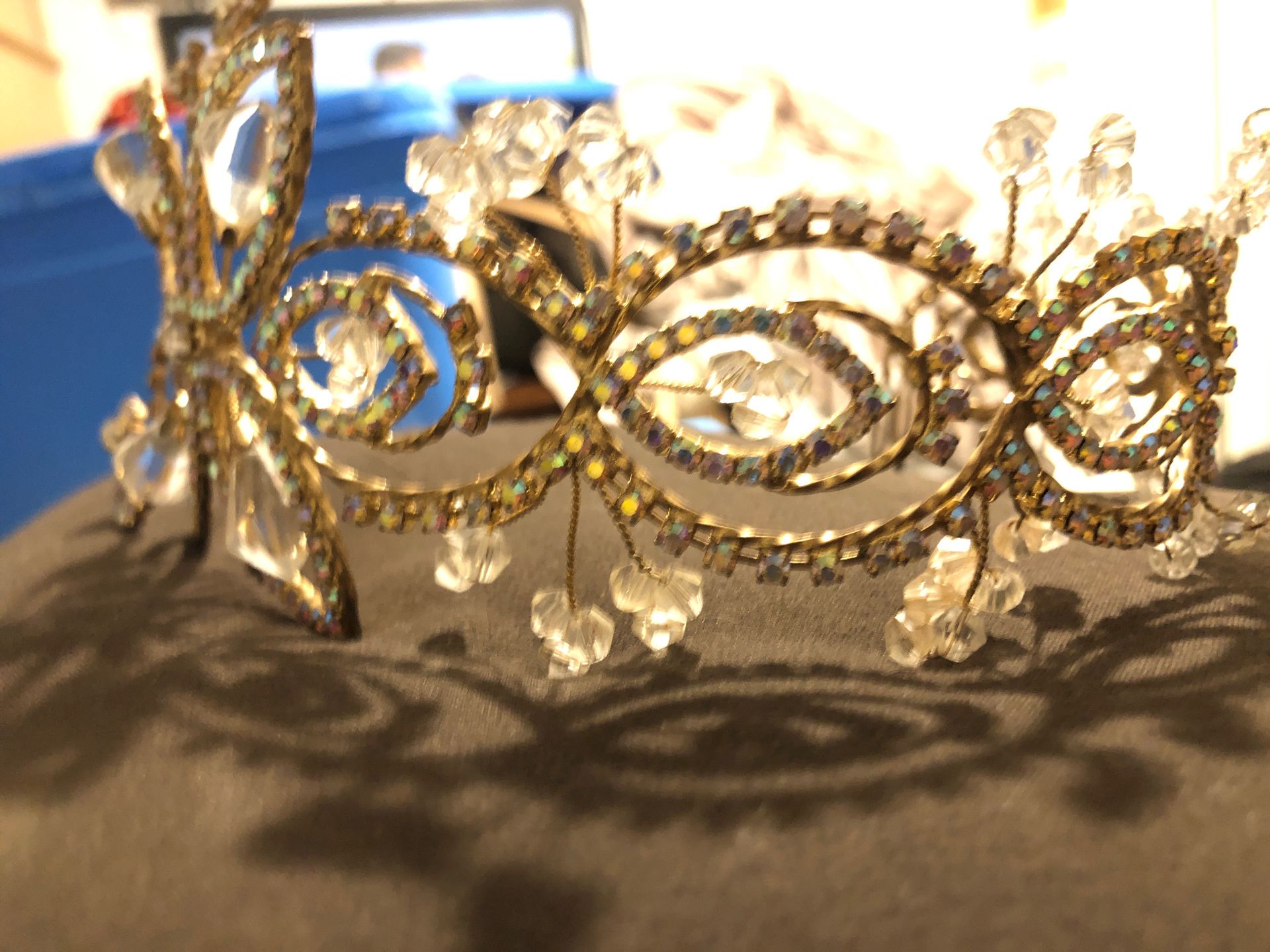 Gold crown tiara