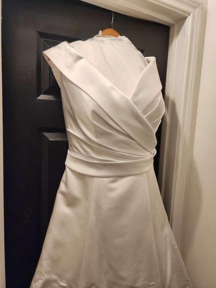 Oleg Cassini Wedding Dress 