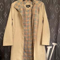 Tan Trench Coat Size XL In Excellent Condition Women 