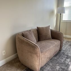 Brand New! Loveseat Sofa Couch with Pillows