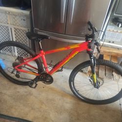 Specialized Mountain Bike S15.5