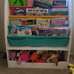 Kid's Book Shelf