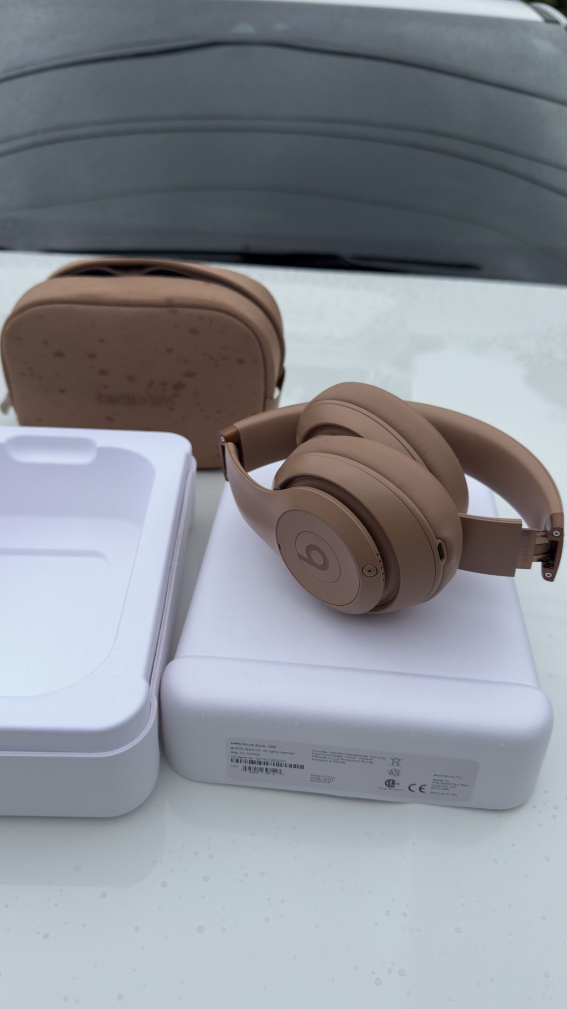 Beats Studio Pro X Kim Kardashian