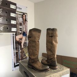 LIBERTY BLACK BOOTS 