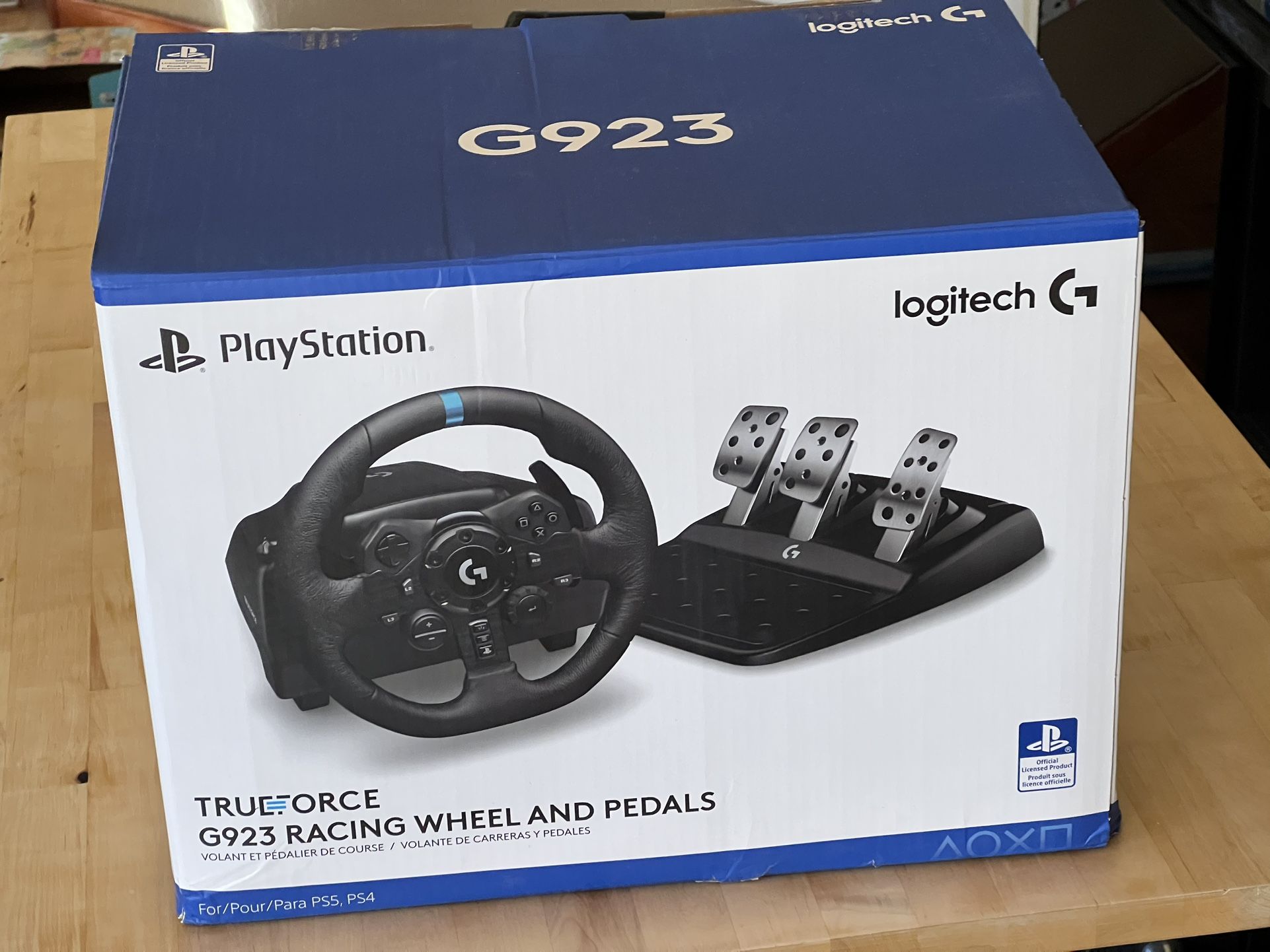 Logitech G923 For PS5 (PlayStation 5) Or PC, Like New.