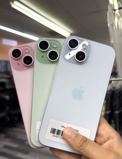 Unlocked - iPhone 15 128 Gb and clean Imei