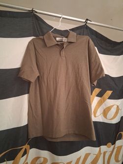 Brown T shirt