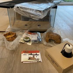 Zilla 10 gallon Reptile Terrarium With EXTRAs
