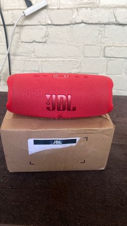 JBL charge 5 portable Bluetooth speaker