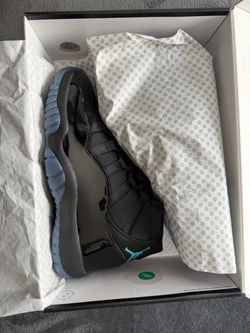 Gamma blue 11 size 9