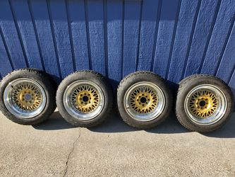 15 Inch Wheels STR 606 Gold 