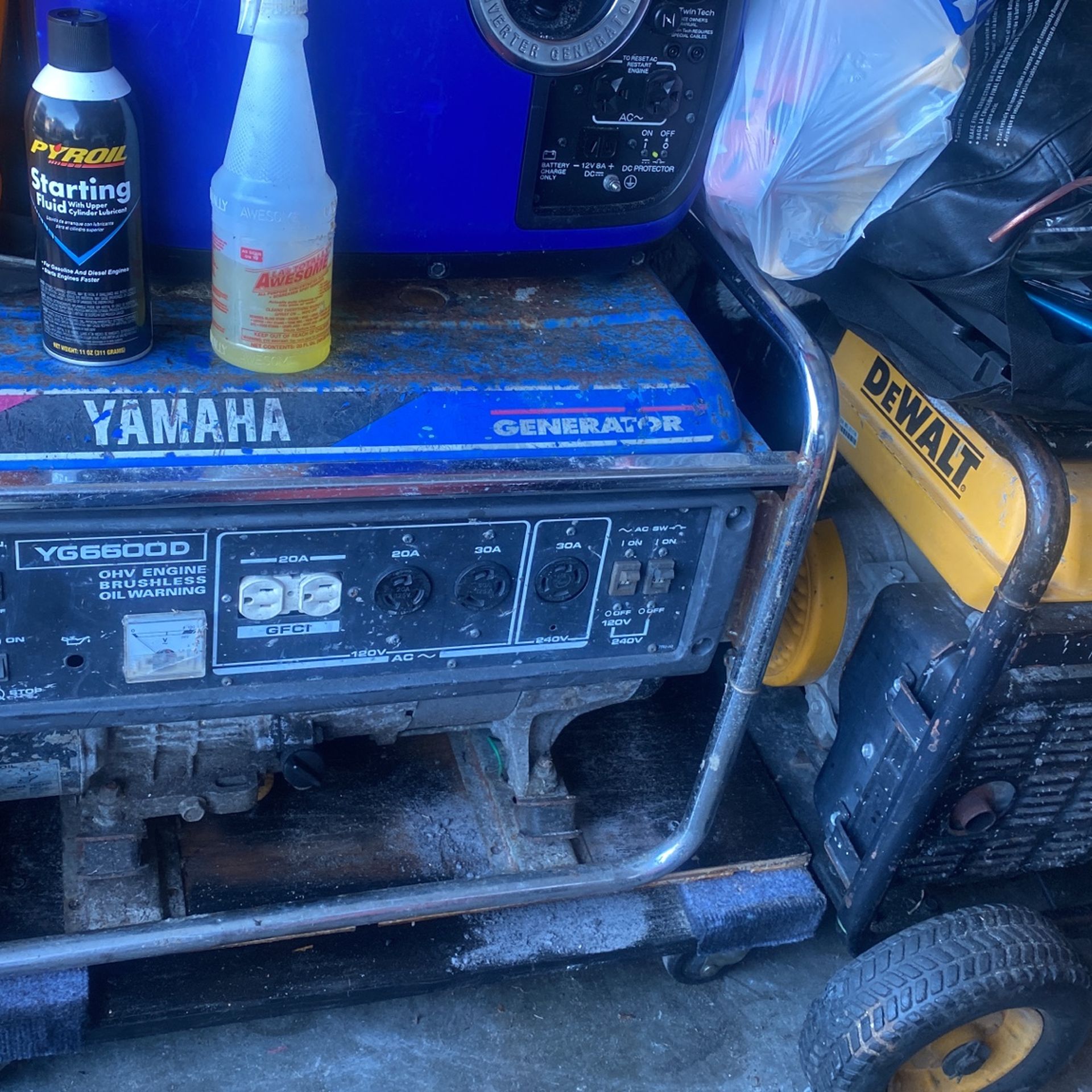 Hamaya Generator And Dewalt Generator / Dewalt Run Great But It’s Not Produce Power / Hamaya Need The Cab Clean To Get It Going