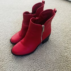 Botas Rojas Size 8 