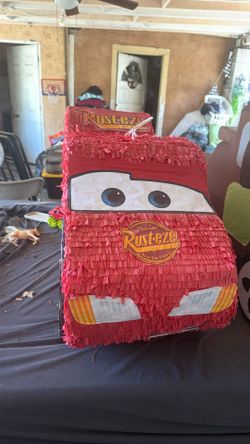 Lighting McQueen Piñata