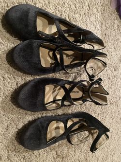 Girls Black Flats/shoes 
