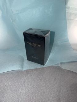 Valentino Rockstud Noir Cologne