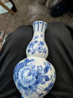 Delft vase