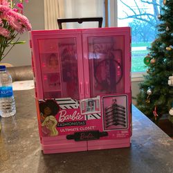 Barbie Fashion Closet