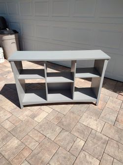 Gray Shelf