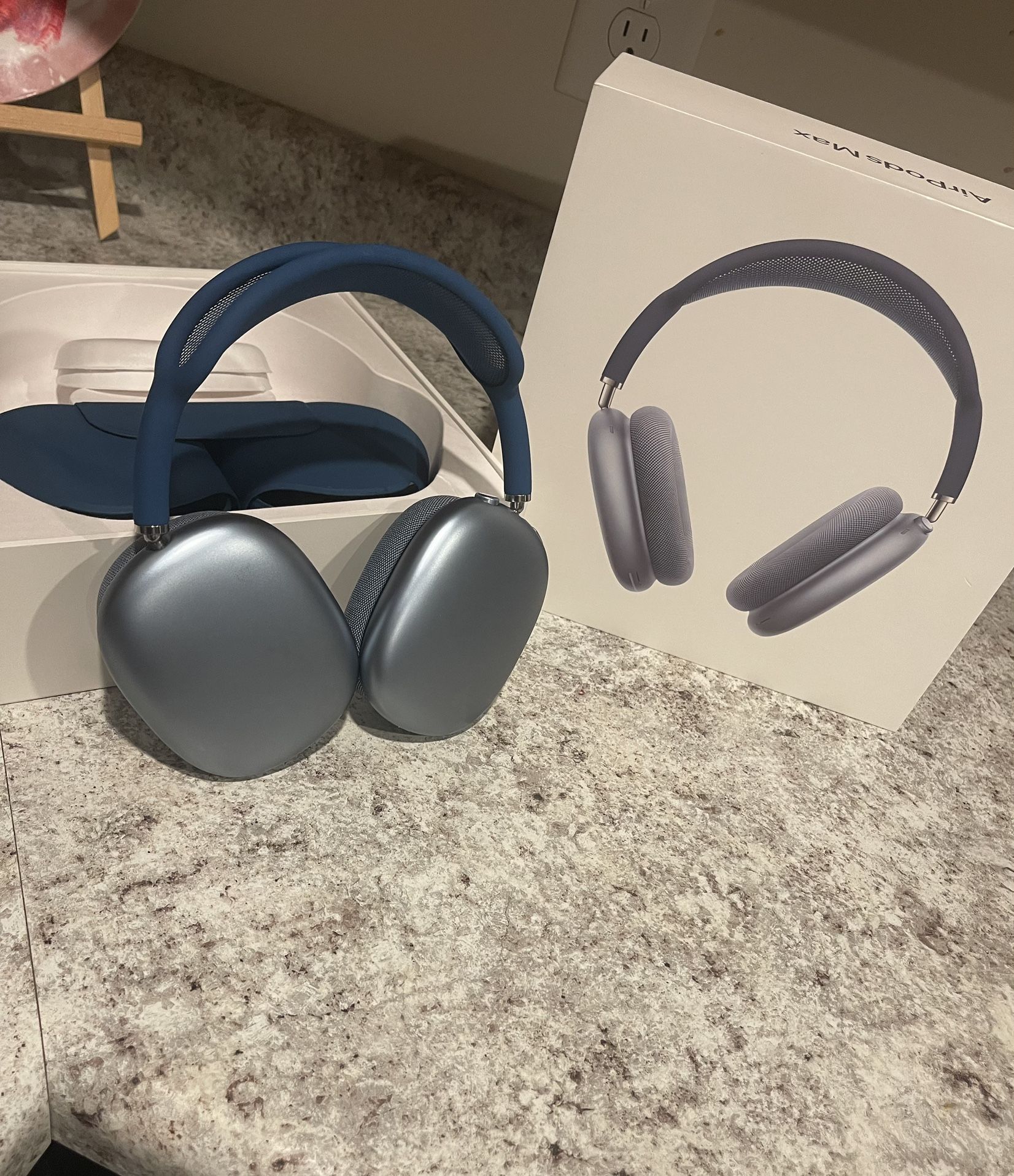 AirPod Maxes~Blue