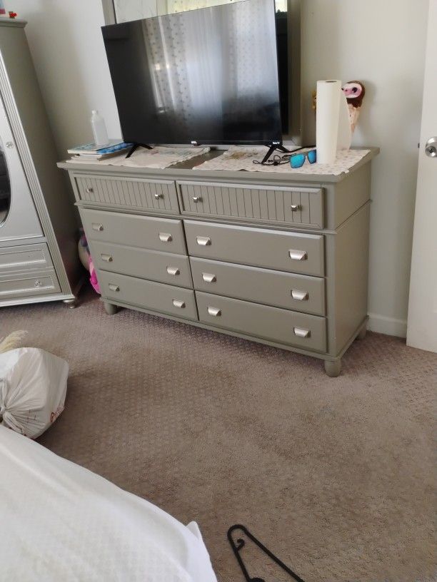 Bedroom Set