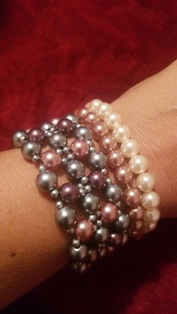 Pearl Stretch Bracelets