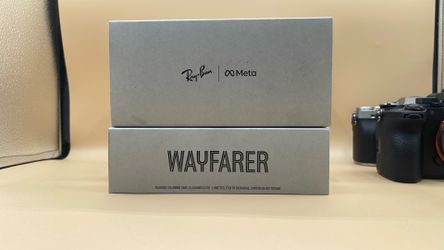 Rayban meta wayfarer 1st gen transition matte black with green