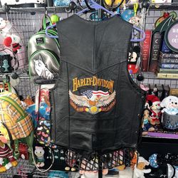 Harley Davidson Leather Vest With Sewn On Harley Davidson Design Mens M